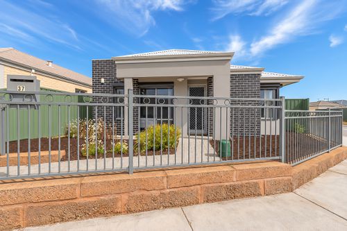 37 Cilantro Parkway, Seville Grove