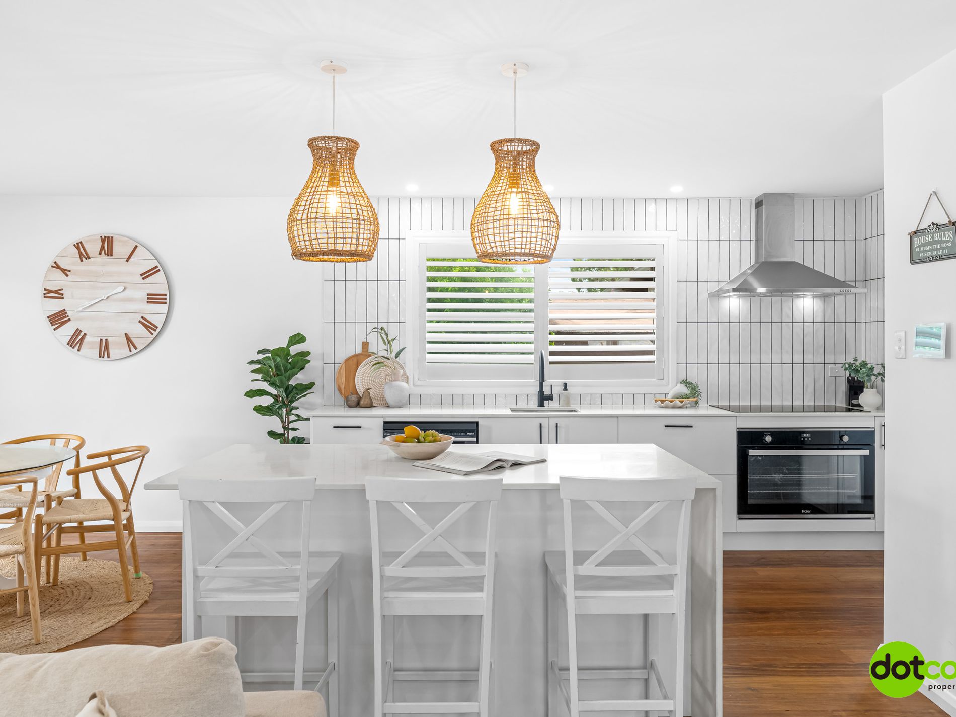 77 Buff Point Avenue, Buff Point