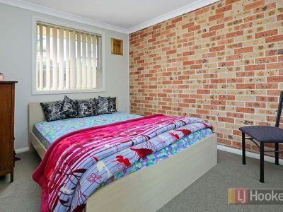 26A Cobblestone Grove, Woodcroft