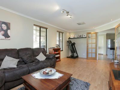 26 Hedgeley Way, Canning Vale