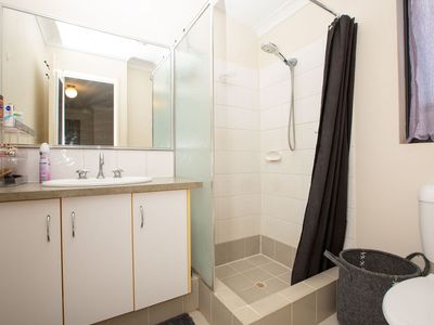 17 Burwood Road, Australind