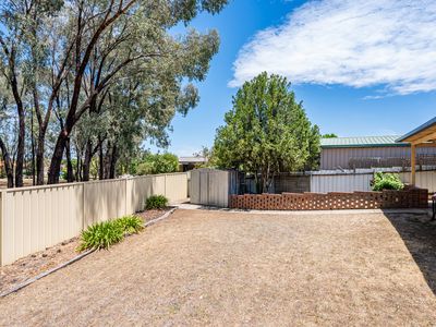 26 KENNEDIA STREET, Thurgoona