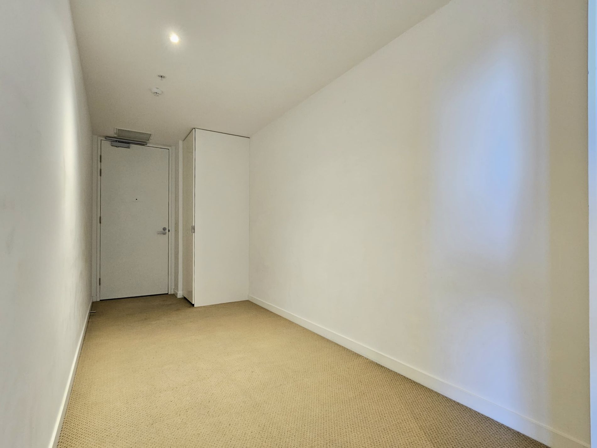 2618 / 555 Swanston Street, Carlton