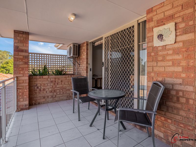3 / 33 Baldwin Street, Como