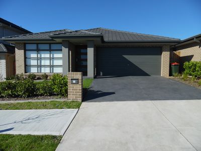11 Rixon Street, Oran Park