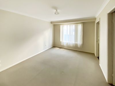 2/4 Parkes Street, Forbes