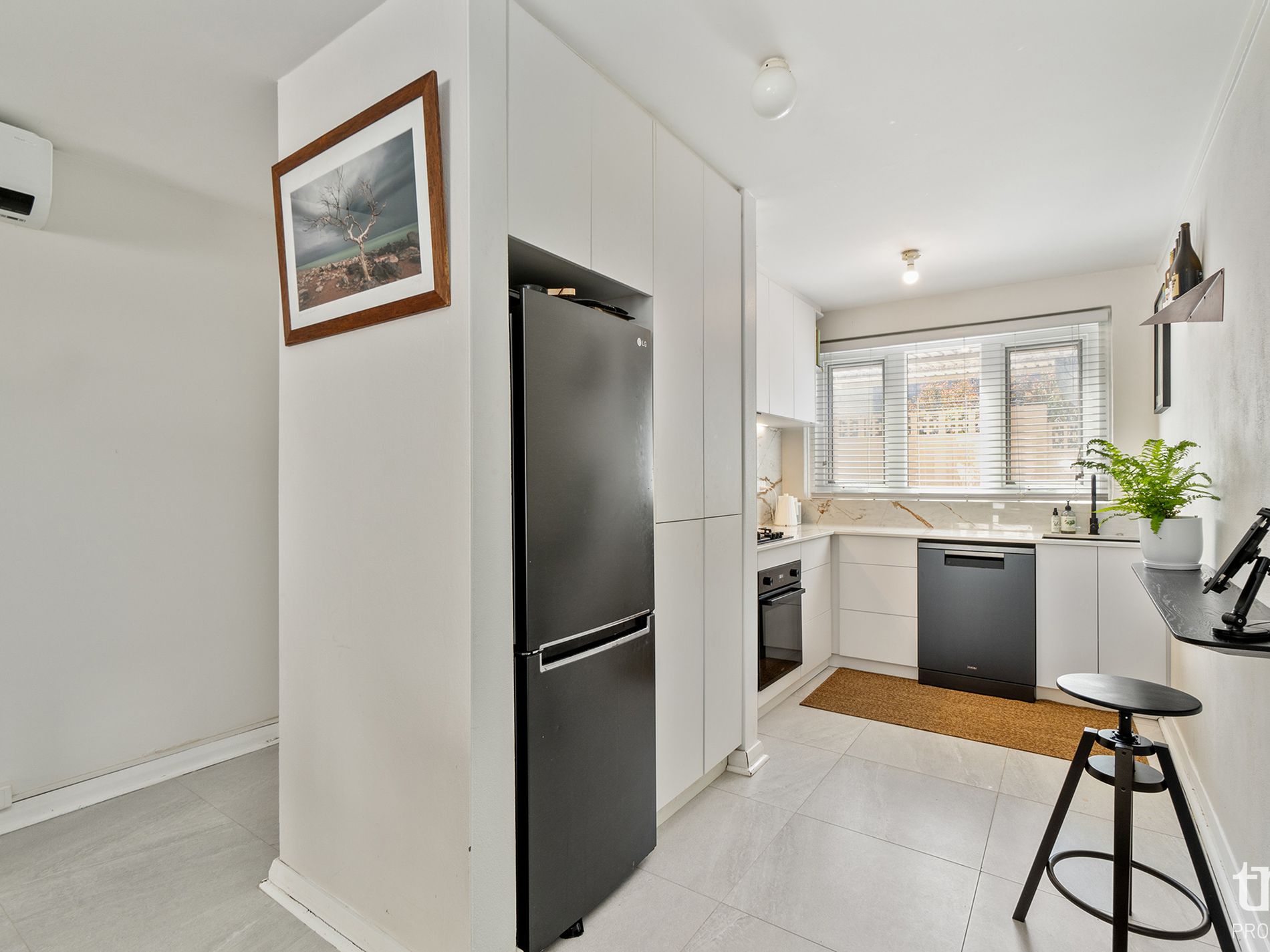 6 / 93 Stirling Highway, Nedlands
