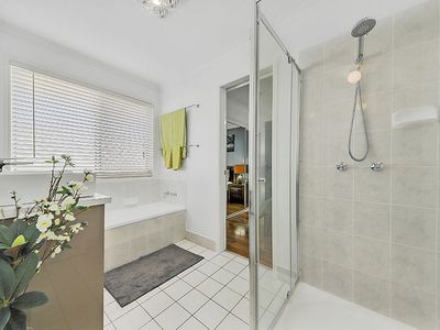 16 Magdalene Street, Wynnum West