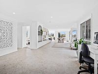 39 Southlake Drive, Varsity Lakes