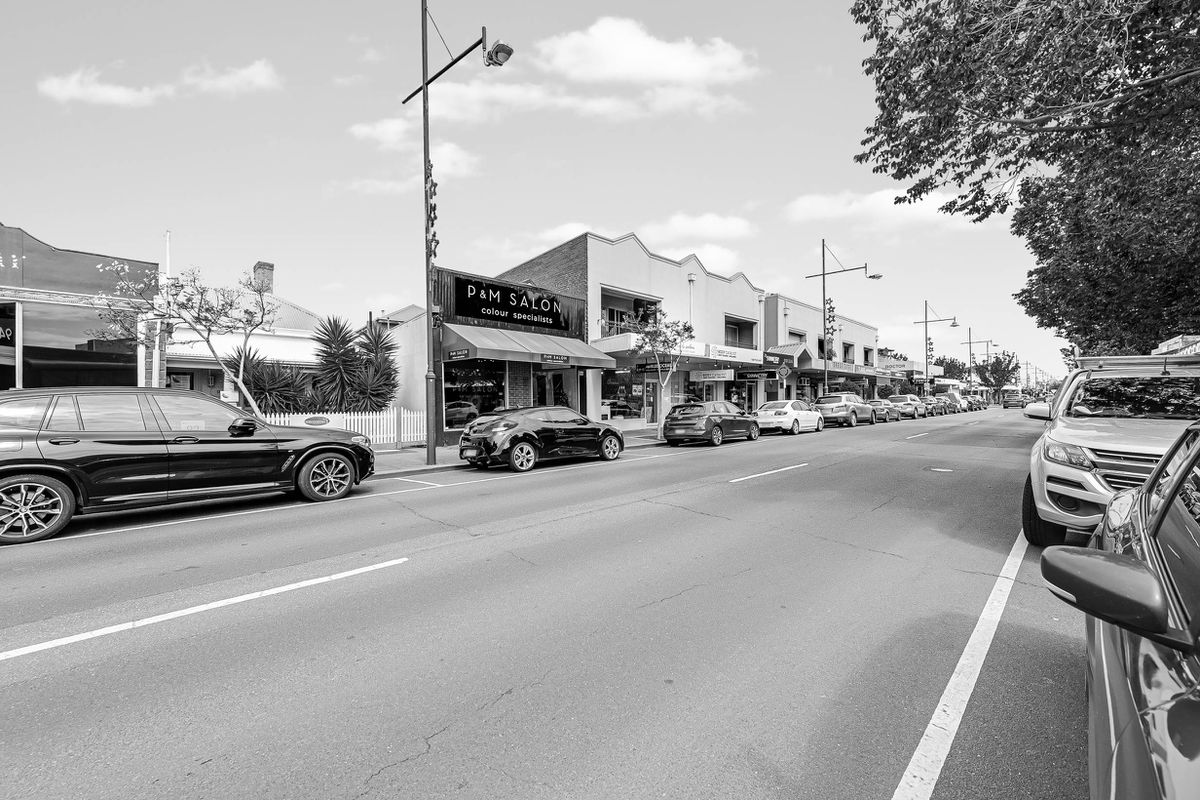 92 Douglas Parade, Williamstown