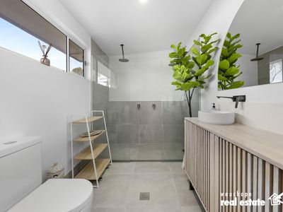 13 Allan Road, Wauchope