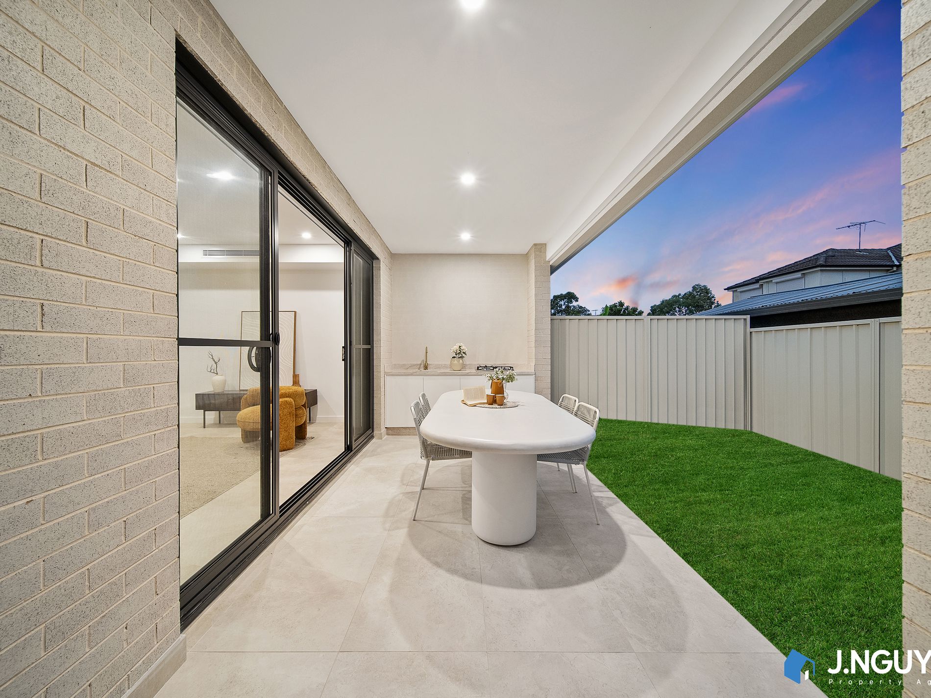 10a Foxlow Street, Canley Heights