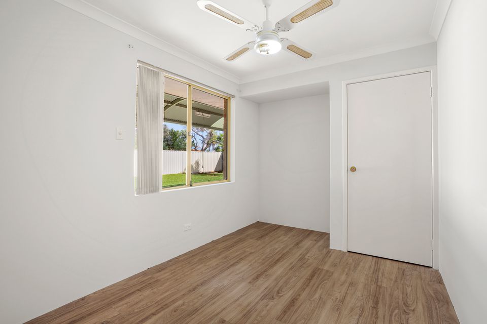 5 LISBON PLACE, Warnbro