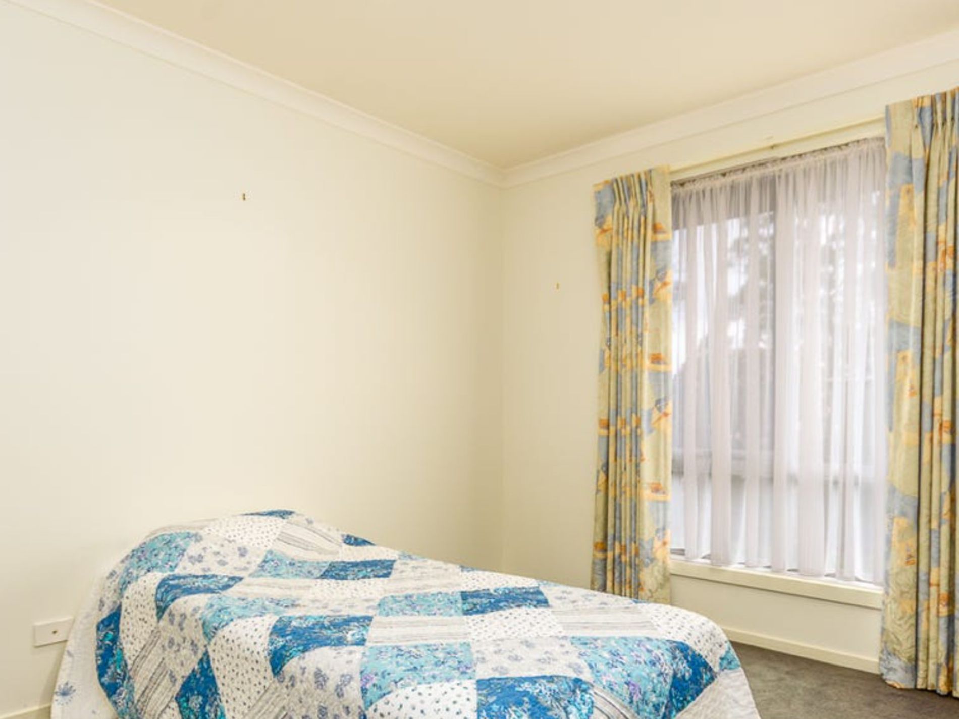 2 / 13 Bradford Avenue, Prospect Vale
