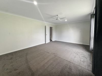 1 Newcombe Court, Dubbo