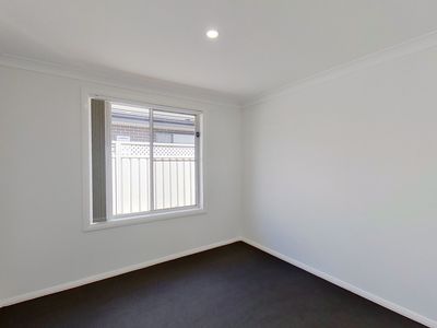 73a Champagne Drive, Dubbo