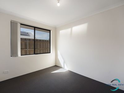 15 Newington Pass, Ellenbrook