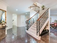 1 Nowingi Close, Eight Mile Plains