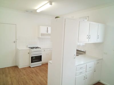 1 / 40 Hughes Street, Bell Park