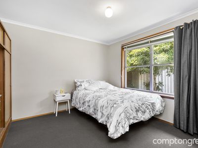 9 Hibiscus Crescent, Newcomb
