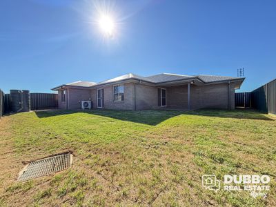 8B Violet Circuit, Dubbo