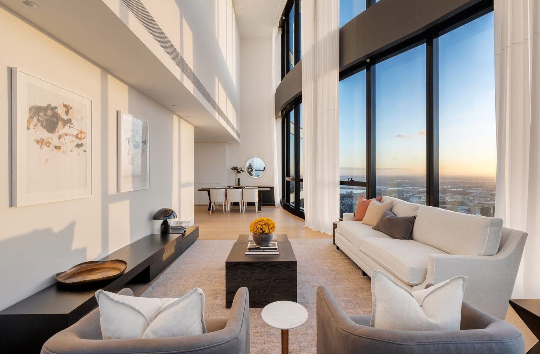 9701 / 70 Southbank Boulevard, Southbank