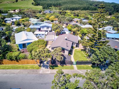 32 Sea Vista Drive, Pukerua Bay