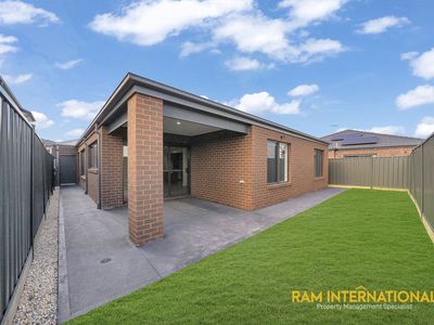 47 Dulcis Street, Manor Lakes