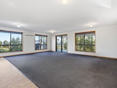 61 Snowy View Heights, Huonville