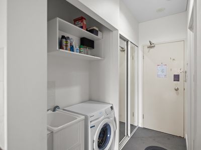 602 / 12 Victoria Avenue, Perth