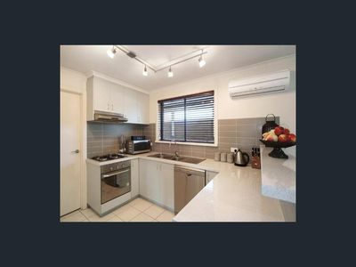 1 / 10 Willow Glen Court, Dingley Village