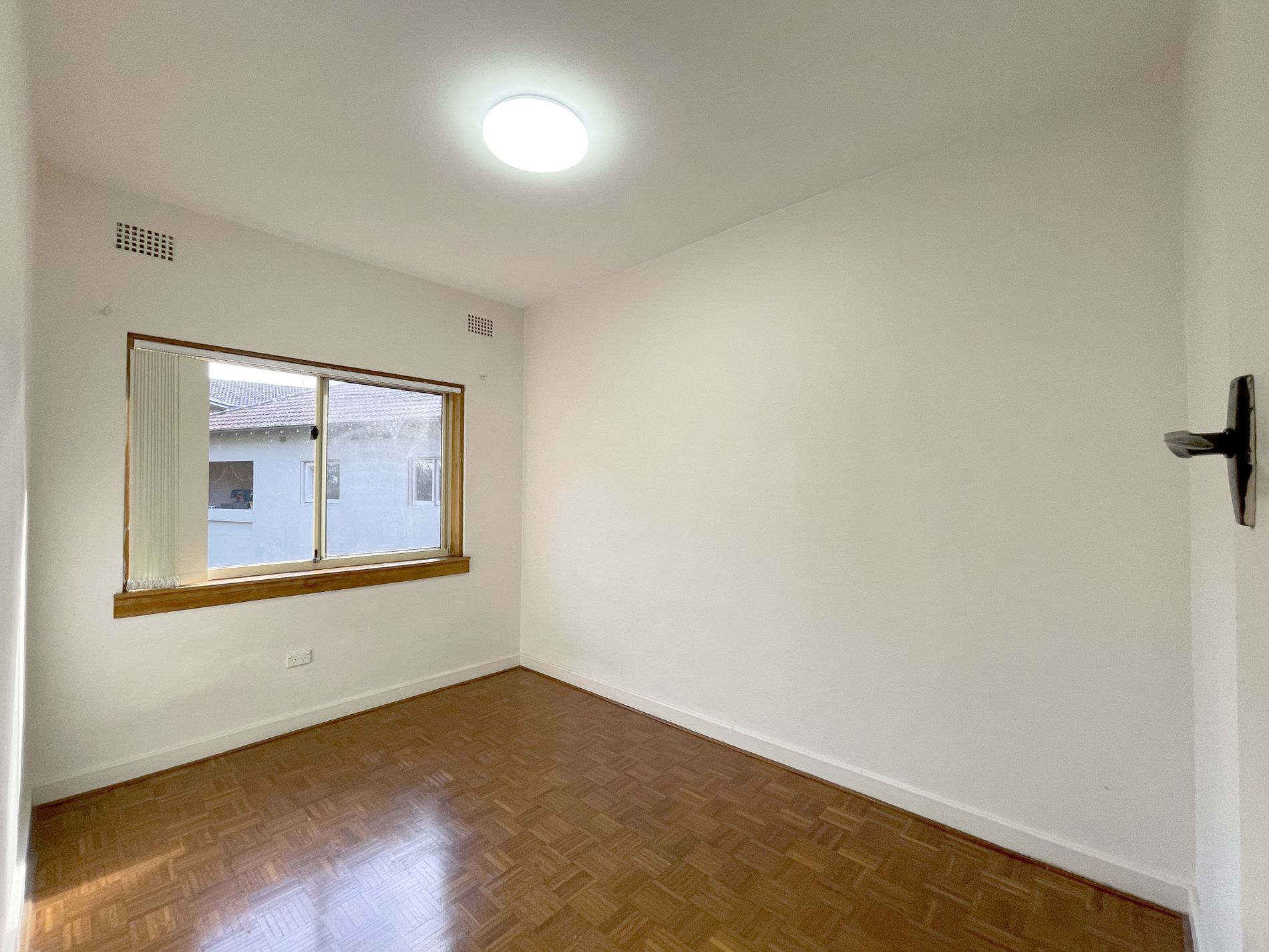 10 / 5A Frances Street, Randwick