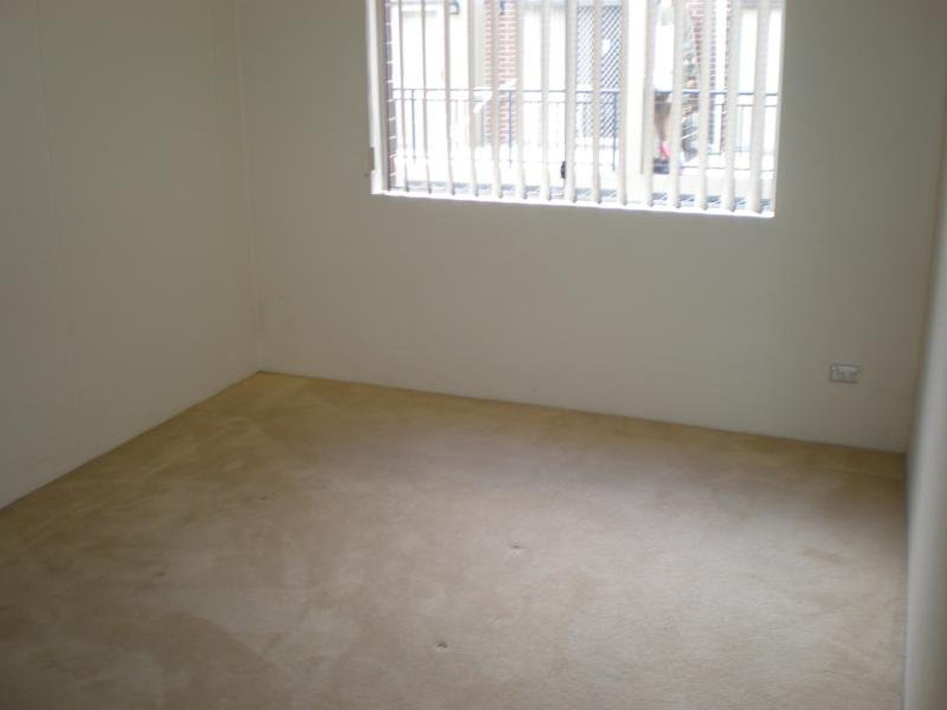 12 / 818 Canterbury ROAD, Roselands