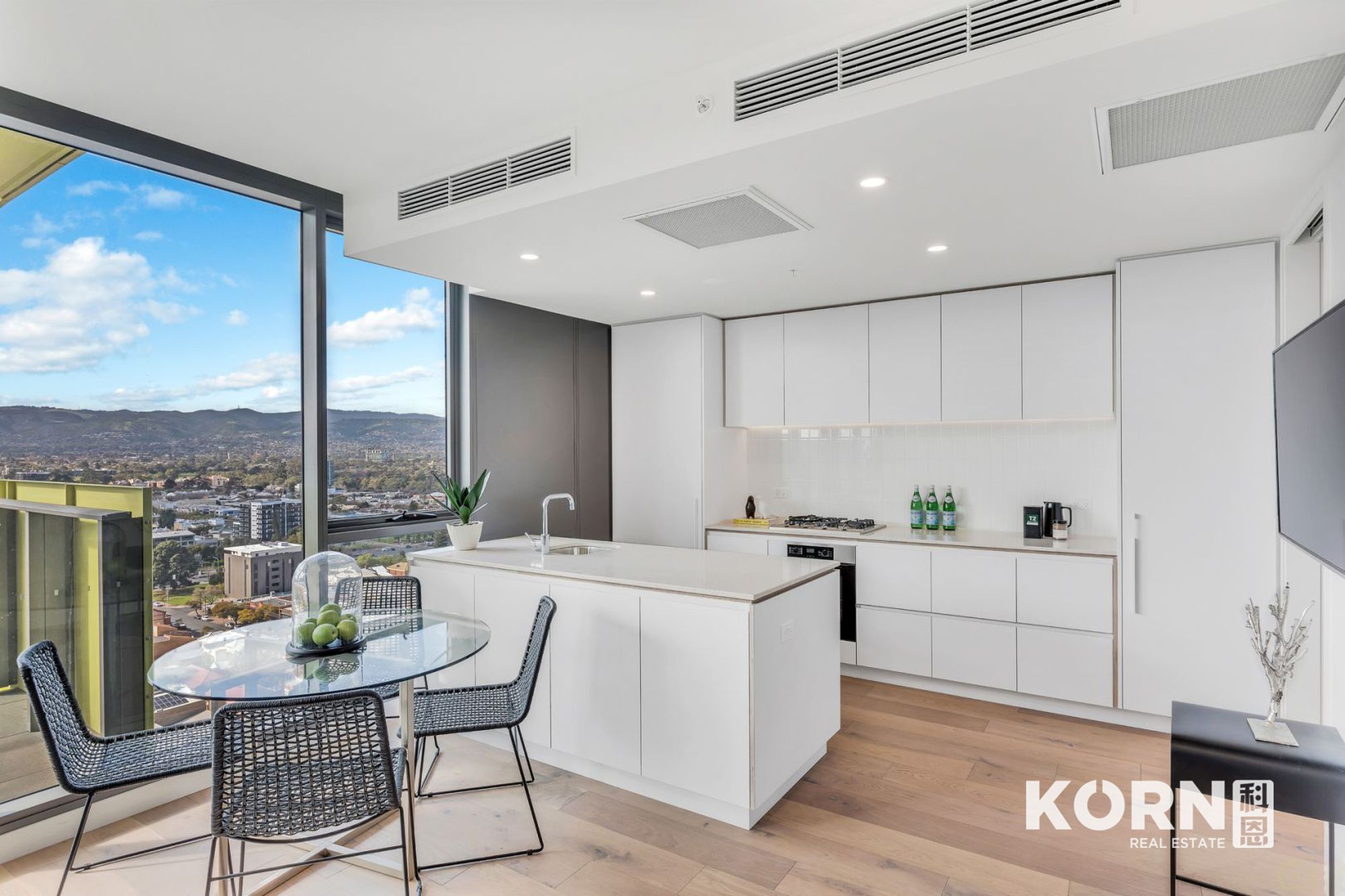705 / 29 angas street, Adelaide