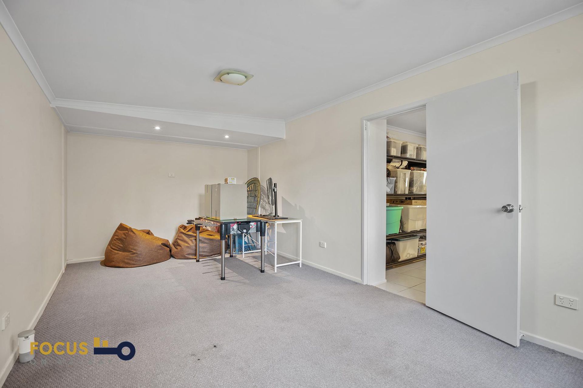 5 Scawfell Avenue, Slade Point