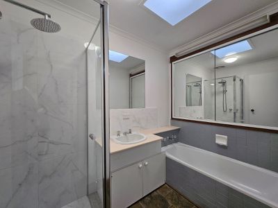 8 Snowy Court, Werribee