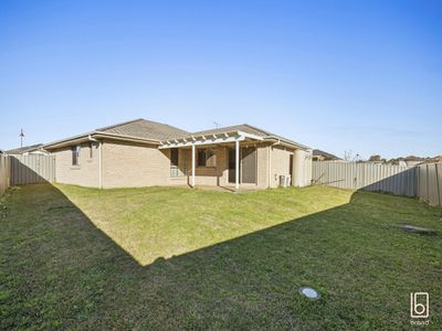 17 Primrose Drive, Hamlyn Terrace