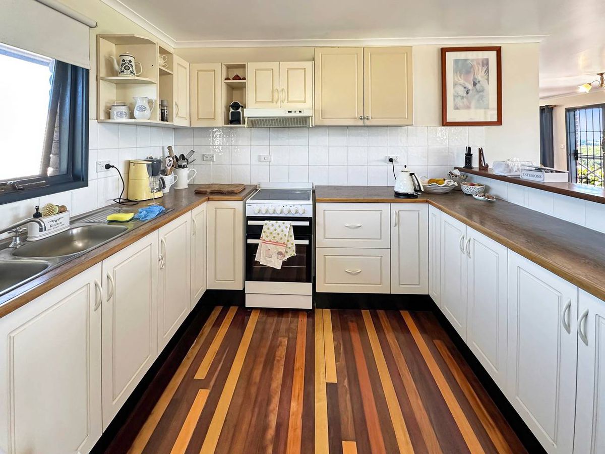 49 Forrester, Malanda