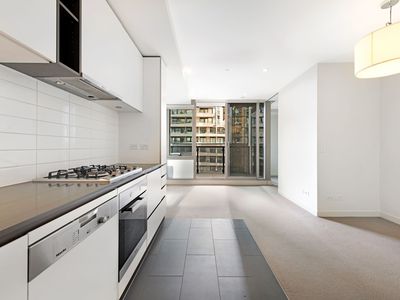 602N / 229 Toorak Road, South Yarra