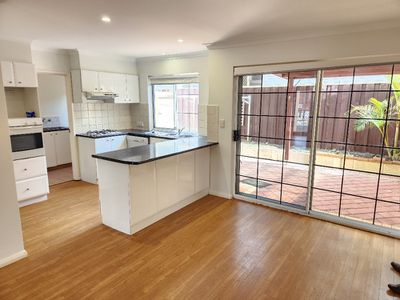 2 / 15 Teague Street, Burswood