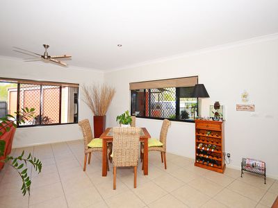 7 LAKES BOULEVARD, Burrum Heads