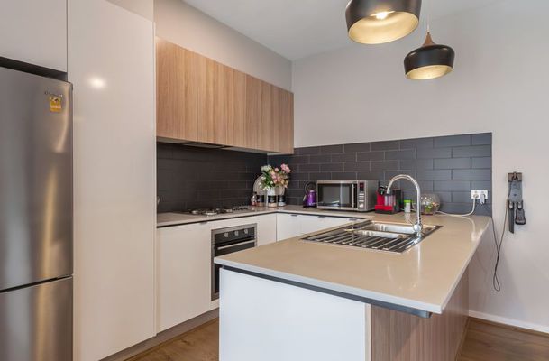 4 Merlynston Close, Dallas