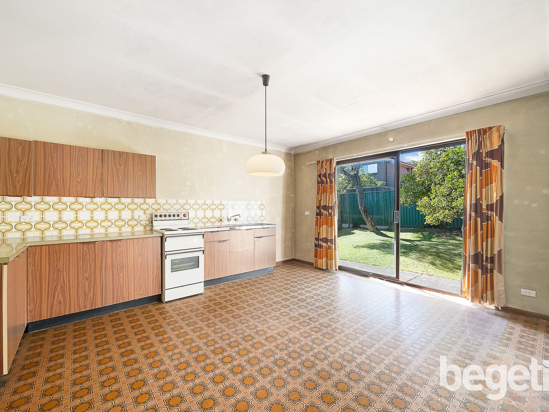 38 Robinson Street, Croydon