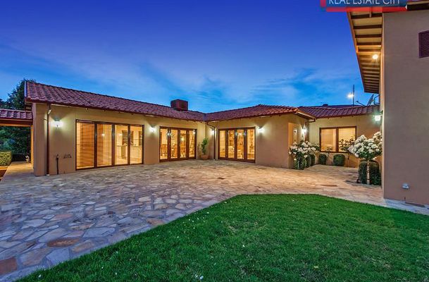63 Craig Parry Drive, Hidden Valley