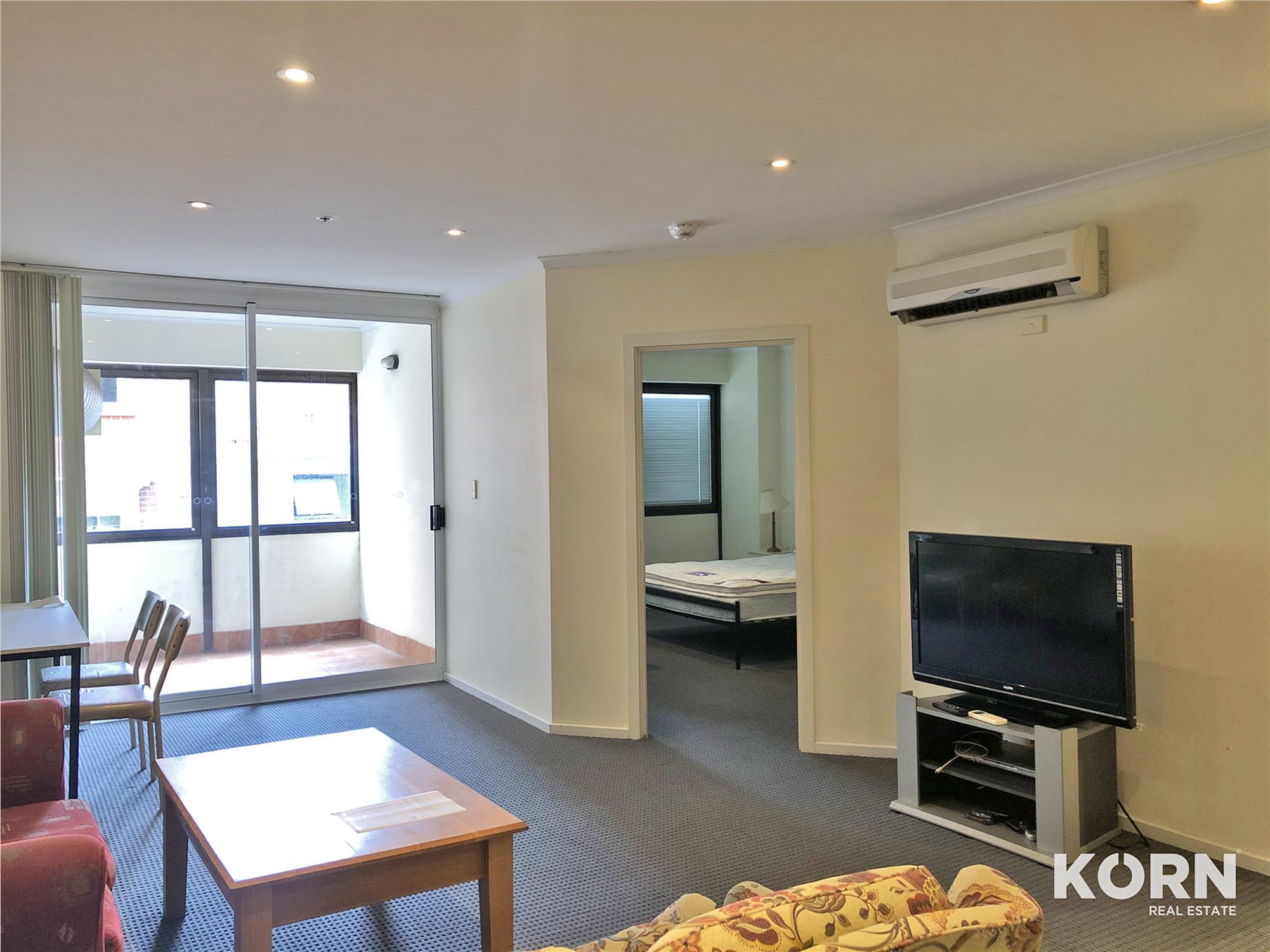 33 / 65 King William Street, Adelaide