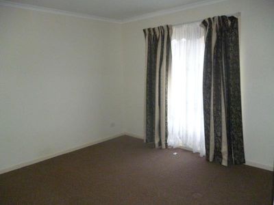 9 Curlew Place, Werribee