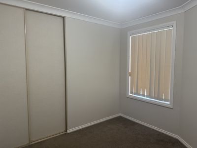 7 Cobden Place, Parkes