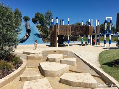 25 Peroomba Drive, Point Cook