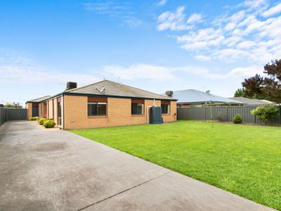 14 Thornley Court, Sale