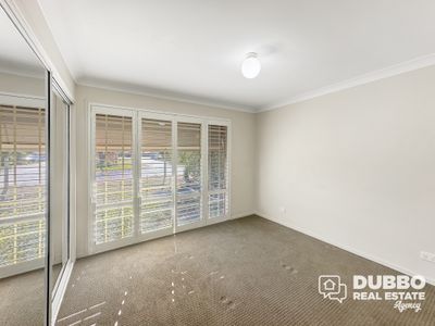 8 Eumung Street, Dubbo